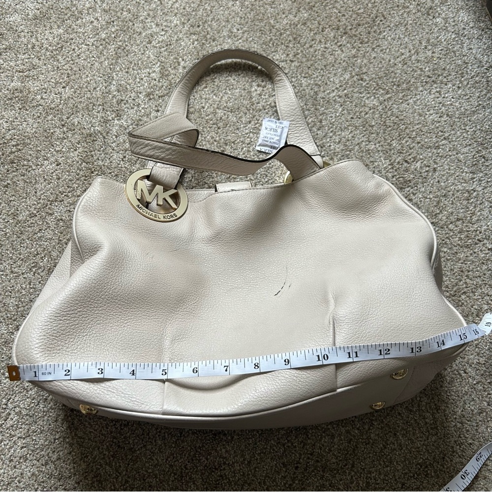 Michael Kors East West Fulton pebbled leather tote - Picture 11 of 13